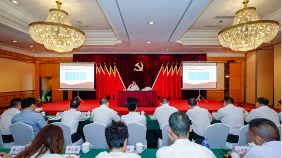 首页- yl6809永利集团中国官方网站集团任丁书记带头讲授“不忘初心、服膺使命”主题教育专题党课