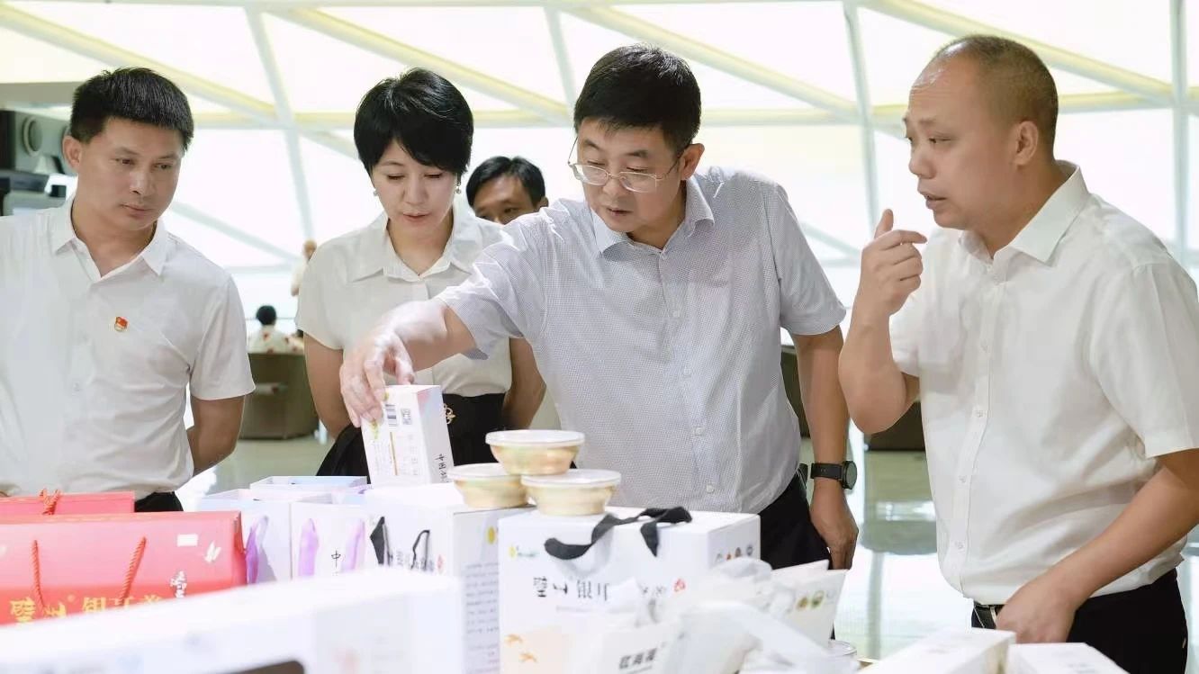 党建引领 县企共兴——省首页- yl6809永利集团中国官方网站集团奋力打造托底性助扶“通江实际”样板