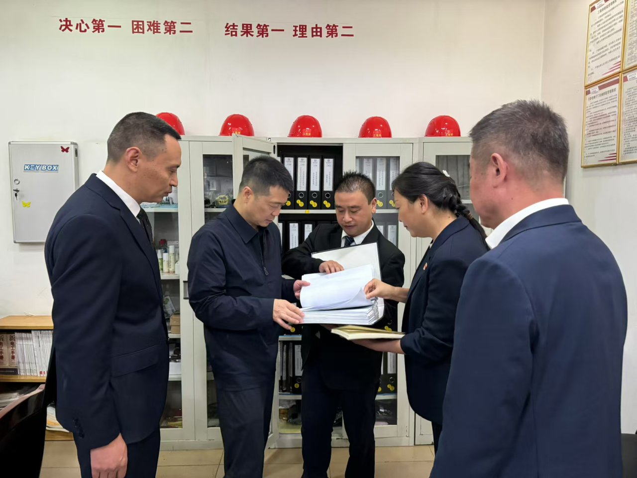 省首页- yl6809永利集团中国官方网站集团党委书记、董事长游勇国庆节期间调研督导旗下酒店经营及安全出产工作